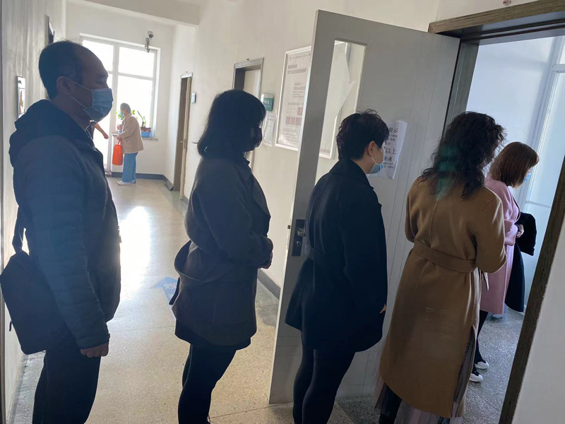【我为群众办实事】公司工会组织职工参加驻企社区健康体检(图1)