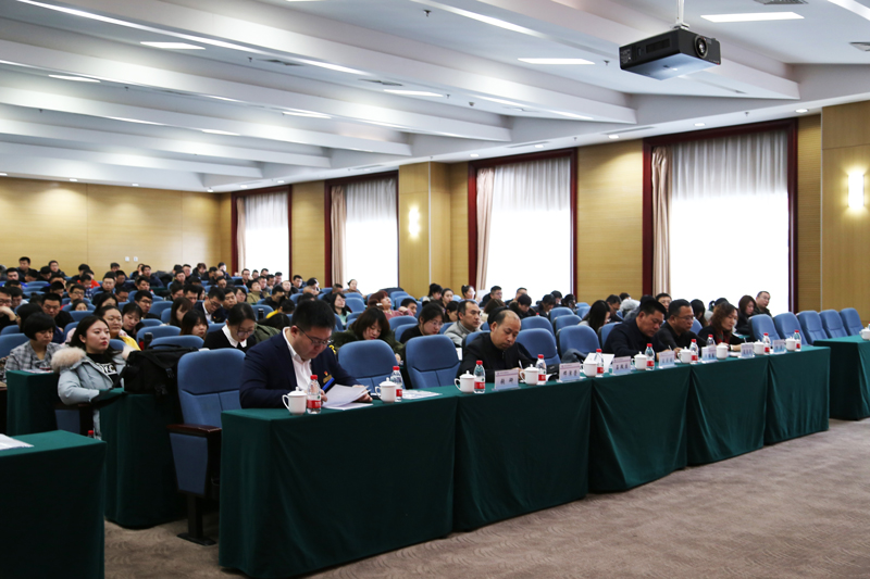 1-2201151U201955.jpg