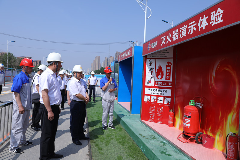 党建引领项目建设 信息化助力项目发展 ——城乡建设集团“党建+项目”现场会在公司快速路项目圆满召开(图3)