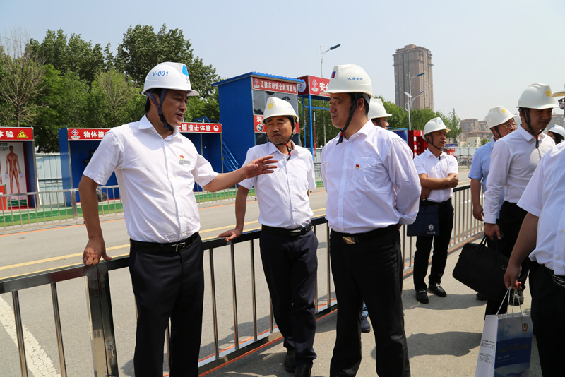 党建引领项目建设 信息化助力项目发展 ——城乡建设集团“党建+项目”现场会在公司快速路项目圆满召开(图11)