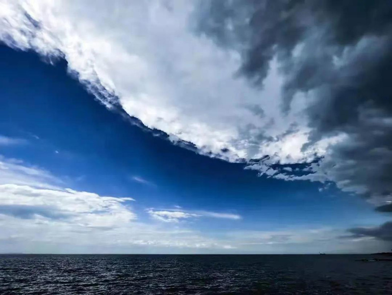 12海天一色.jpg